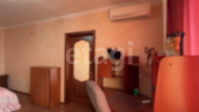 Элитная двухуровневая квартира с камином в Красноярске