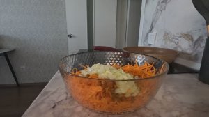 ПОЙМАЛ ЩУКУ И СДЕЛАЛ ИЗ НЕЁ ХЕ С МОРКОВЬЮ, ОЧЕНЬ ВКУСНЫЙ И ПРОСТОЙ РЕЦЕПТ, ХЕ ИЗ ЩУКИ