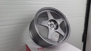 Topwheels GT06 18 8.5J вес 8,7kg Brushed Gray