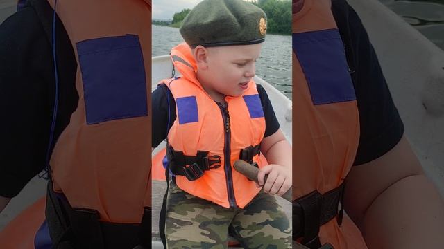 катание на лодке на борисовских прудах. Детям очень нравится. Всем советую.
