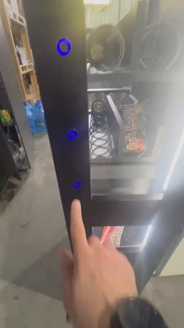 Тестируем снековый автомат смотреть онлайн