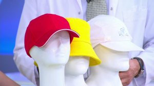 В "Жить здорово!" объяснили, почему кепка - плохой вариант защиты детей от солнца