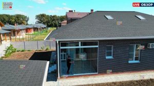 Безрамное остекление на общую высоту 3.20м с фрамугой под глухое остекление