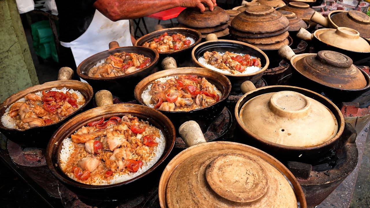 Курица, приготовленная с паровым рисом в глиняном горшочке | МАЛАЙЗИЙСКАЯ КУХНЯ