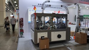 RosUpack 2025 _ формовка стаканов _ общепит _ автомат _ машина которая впечатлила _ Xinzhite _ china