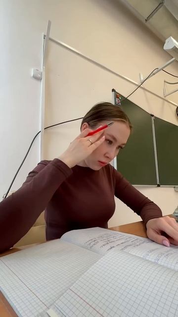 Что я реально успеваю за 1 окно? #школа #учитель смотреть онлайн