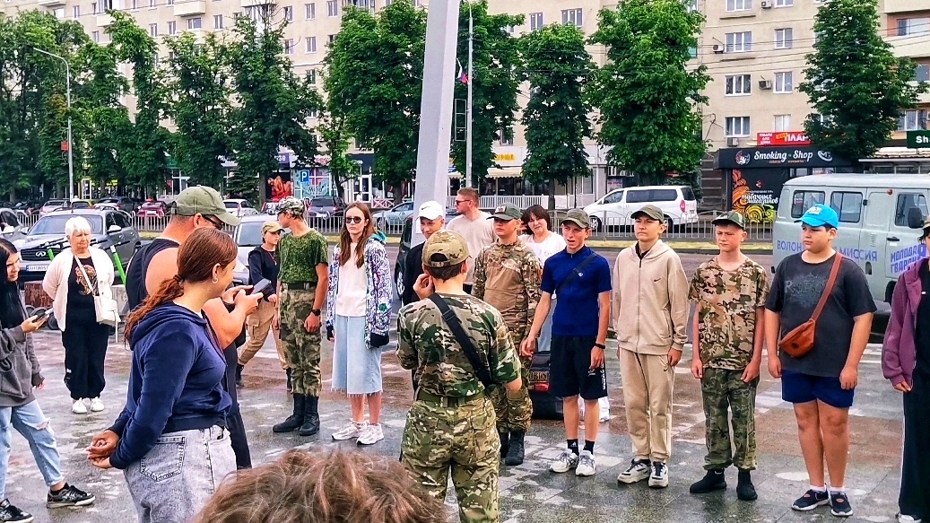 МАРИУПОЛЬ Начали появляться Отряды молодых ребят 🏬Восстановление и Жизнь Сегодня