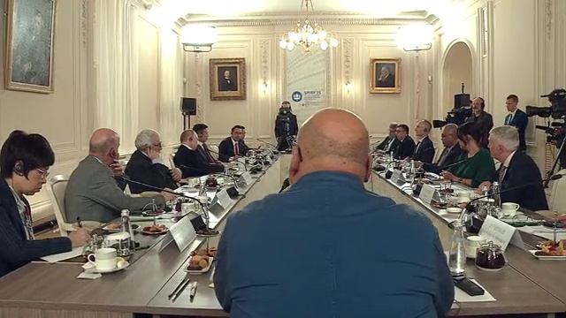Путин дал совет Украине! Путин провел встречу с руководителями международных информационных агентств