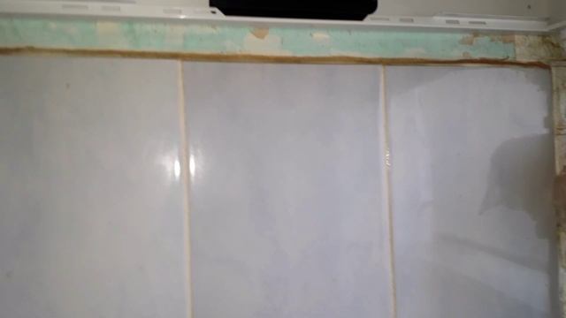 Установка вытяжки в кухне..mp4