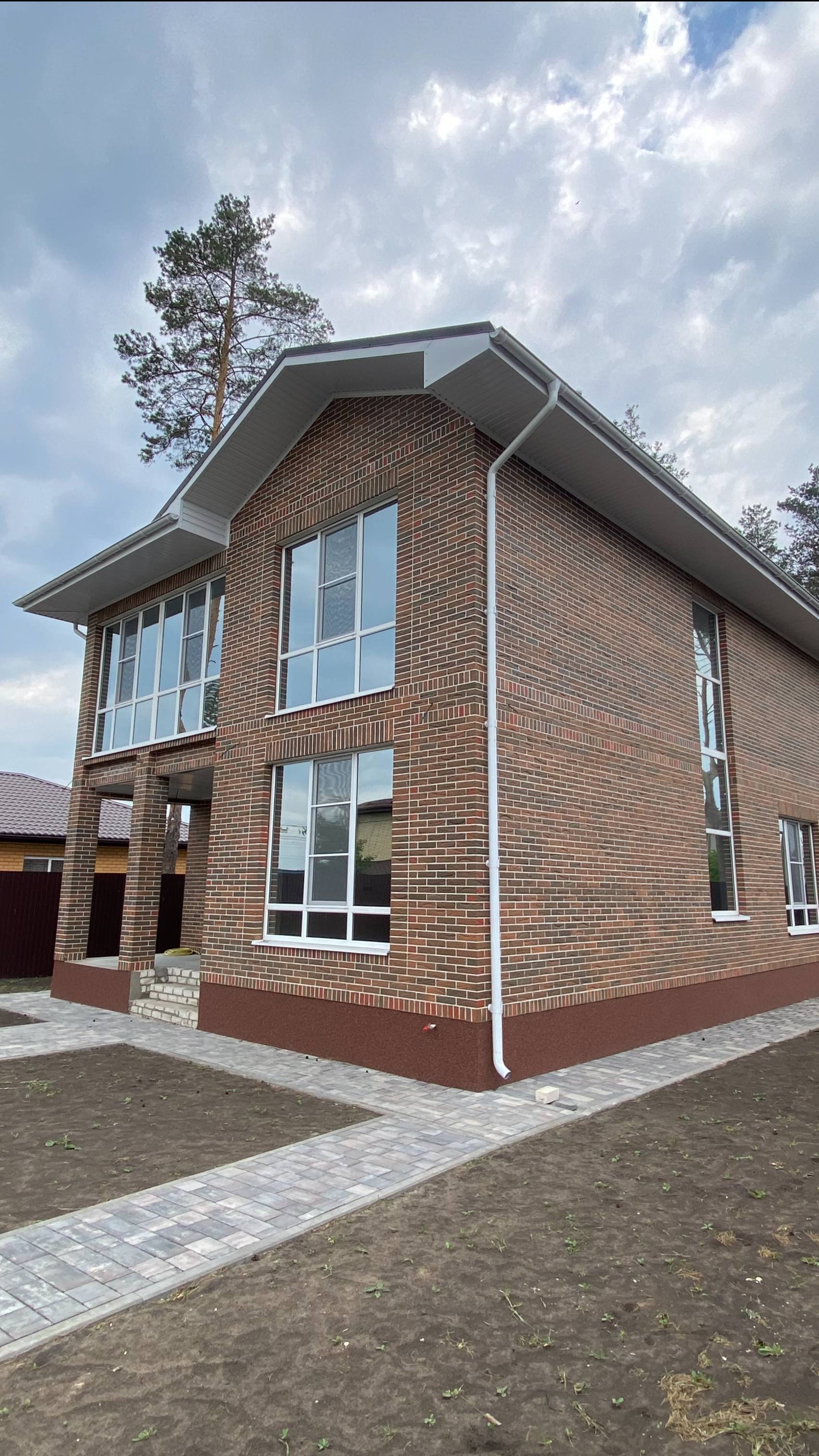 Дом, 177.7 м², на участке 9 сот.
Рамонский район, деревня Новоподклетное