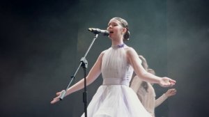 Песня «Пообещайте мне любовь» на летнем отчётном концерте «Академии Голоса», 14 июня 2025 г.