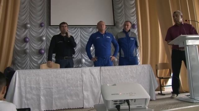 12 августа Встреча с представителями Газпрома по ремонту дорог смотреть онлайн