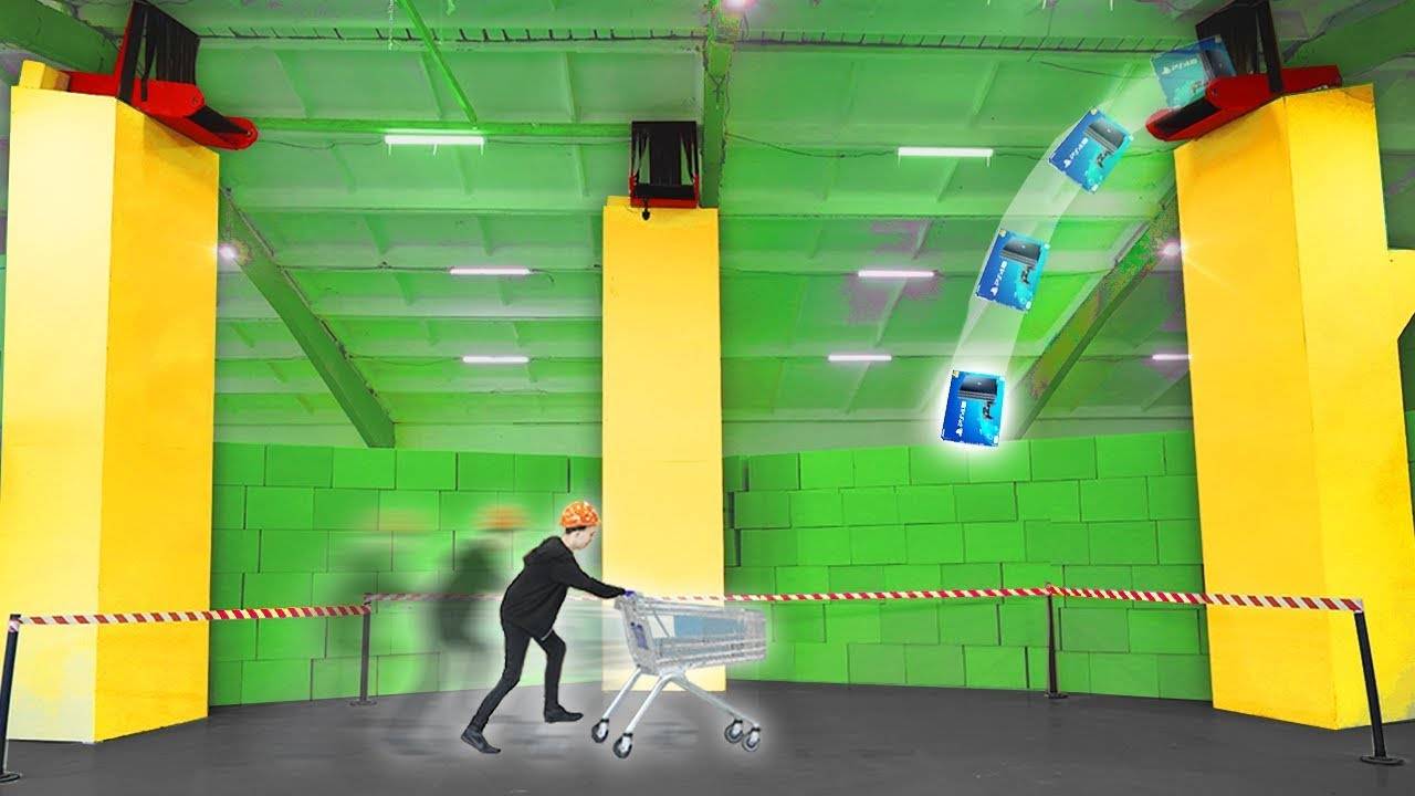 ЕСЛИ СПАСЕШЬ PS4 ОТ ПАДЕНИЯ С ВЫШКИ, МОЖЕШЬ ЗАБРАТЬ ЕЕ СЕБЕ!
