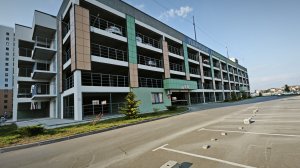 Просторная закрытая парковка с охраной!!