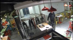 ‼️Гражданин Вьетнама устроил погром в кафе на Пресненской набережной‼️