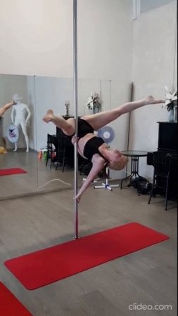 Вроде, такую комбинацию еще не размещала (из серии ПУСТЯК!.. МНЕ 47 ВСЕГО!..)