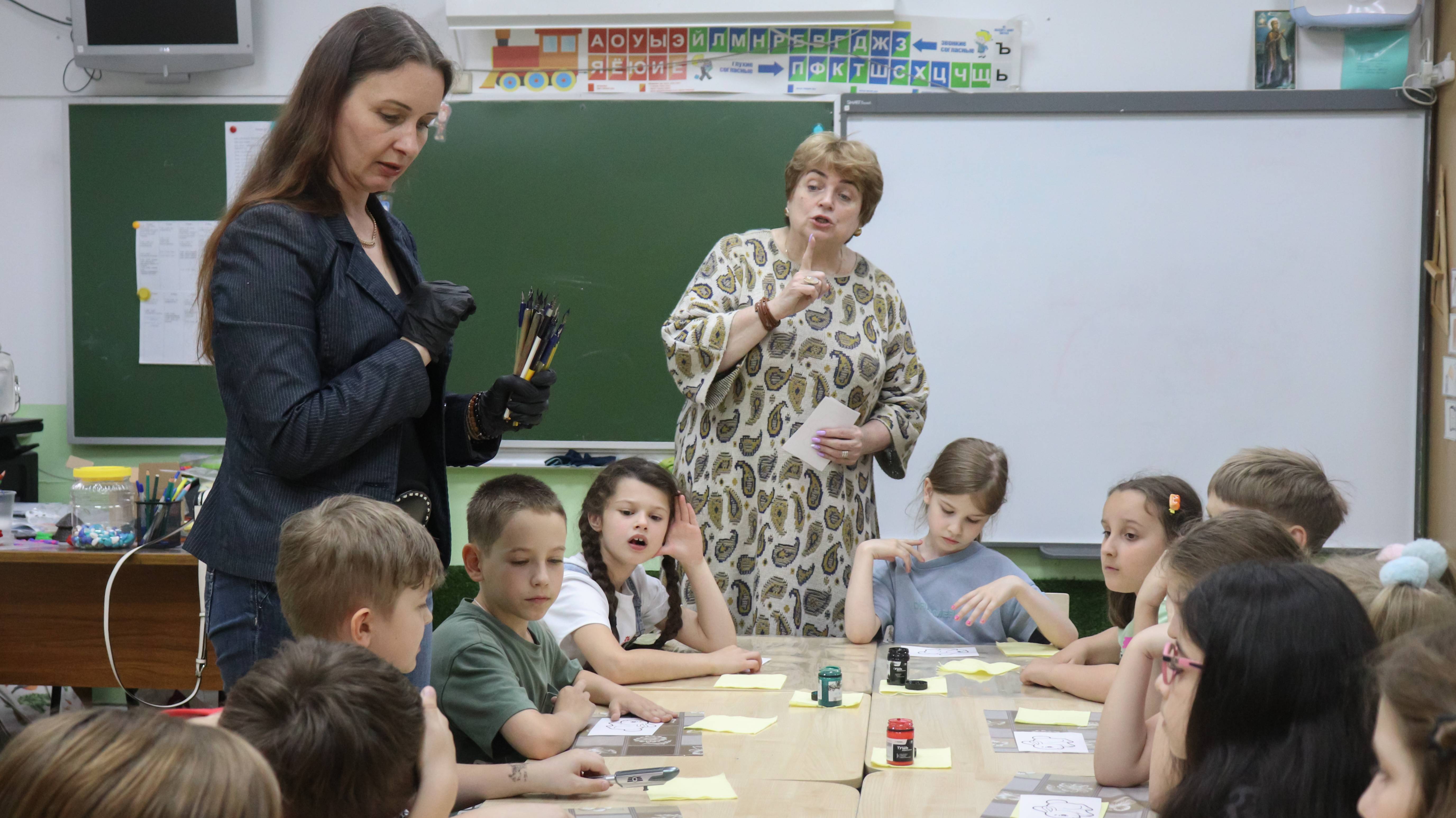В Школе "МОРОЗКО" прошёл мастер-класс по каллиграфии