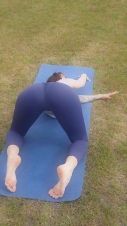 Yoga and Stretching Legs #stretching #yoga #short #shorts #hotyoga