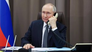 Владимир Путин провел телефонный разговор с Си Цзиньпином