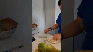 19.06 ЧЕЧЕВИЧНЫЙ БЛИН, САЛАТ ИЗ КАЛЬМАРОВ