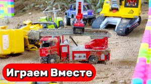 Машинки мультики для детей ! Играем в пожарную машинку в песочнице ! Игрушки мультики детям