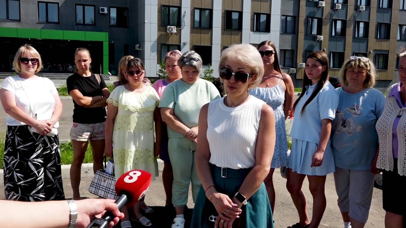 РАБОТНИКИ НА ПРЕДЕЛЕ