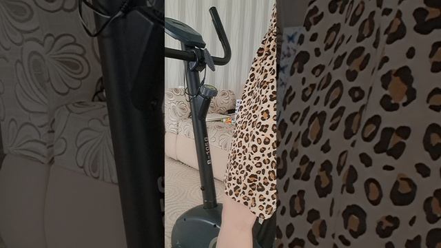 чем мы занимаемся среди дня |•| смотреть онлайн