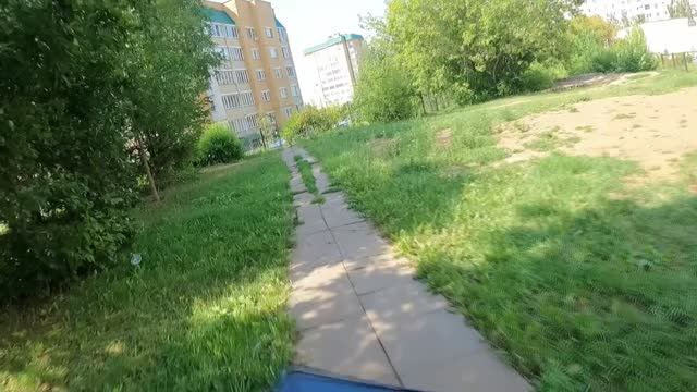 В кустах г.Чебоксары || Чувашия, достопримечательности, сквер Чапаева, ПФО, правда ПФО, приволжье