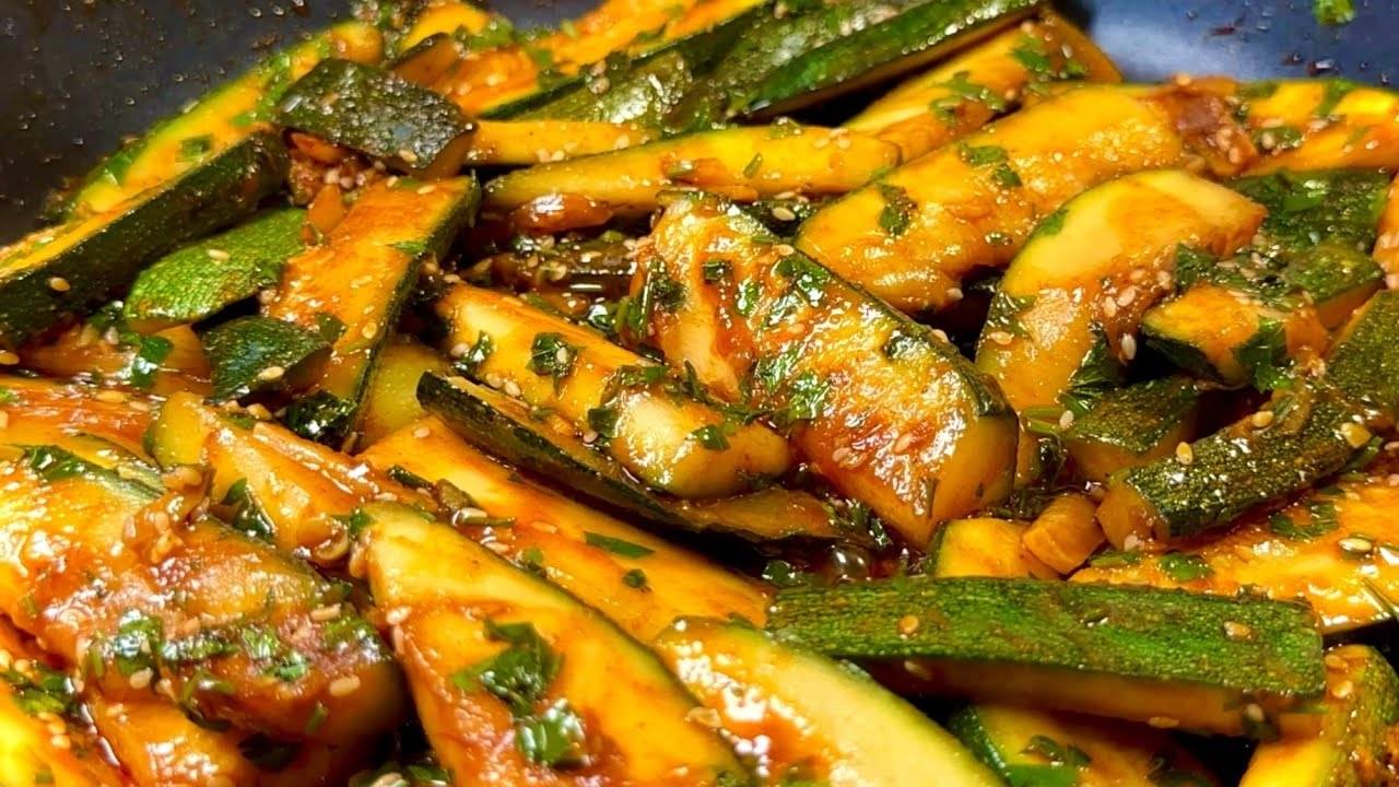 ТАКОЙ ВКУСНЯТИНЫ Я ЕЩЕ НЕ ГОТОВИЛ! Это просто безумно вкусная закуска, КАБАЧКИ С ГРИБАМИ!