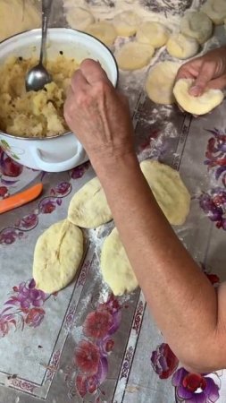 Как правильно лепить пирожки
