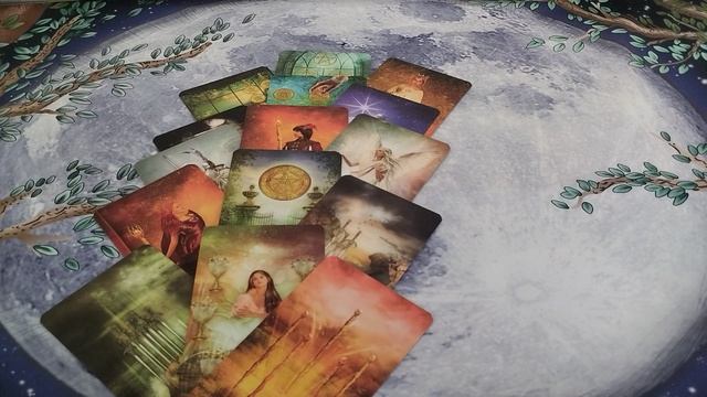 Какая новость к вам спешит? Таро онлайн