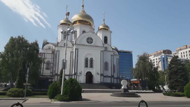 Куда пойти в Краснодаре. Лучший южный город России, спокойный и душевный. Собор Александра Невского