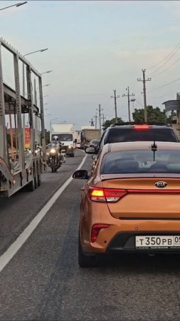 В Дербенте, как всегда, пробки.