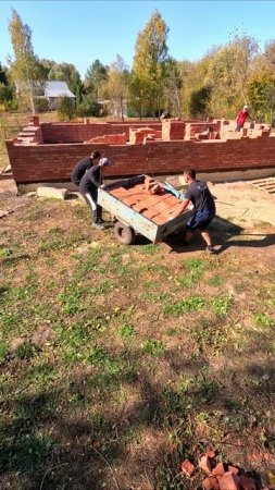 Эти парни смогли заменить автокран