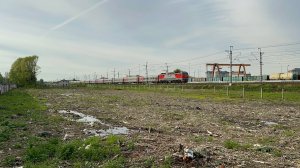 "Приветливый!" Электровоз ЭП2К с пасс.поездом на перегоне, май 2025 года