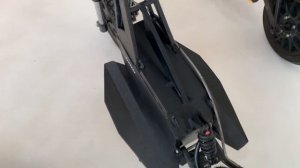 Мощный электросамокат или компактный электроскутер?