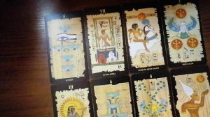 Нелюди руководят человеческими Властями?