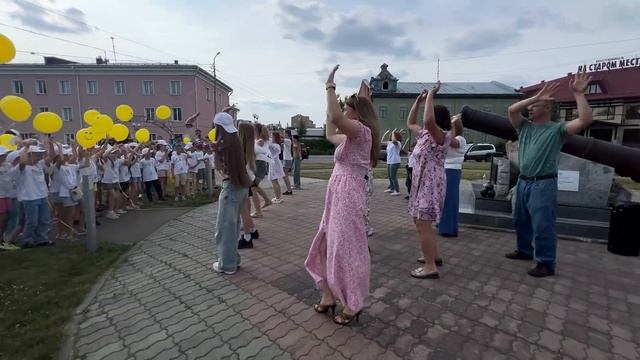 Хореографический ансамбль «Росинка» вернулся в Бийск с победами из Казани