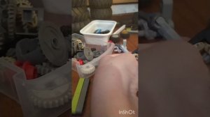 Передний мост с приводом и поворотом из LEGO TECHNIC