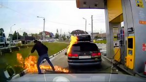 Подборка Аварий и ДТП, дерзкий гонщик схлестнулся с полицией🚔