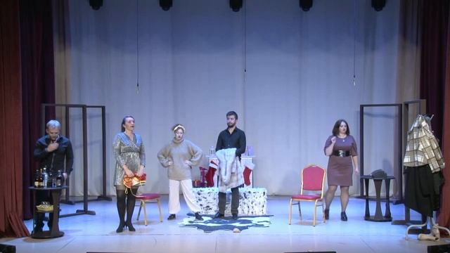 «Под одним одеялом» По мотивам пьесы М.Камолетти«Гарнир по- французски» Т.О. «Маски» д.Ключи смотреть онлайн