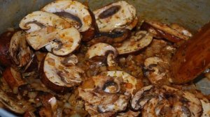 Грибной суп из шампиньонов с картофелем