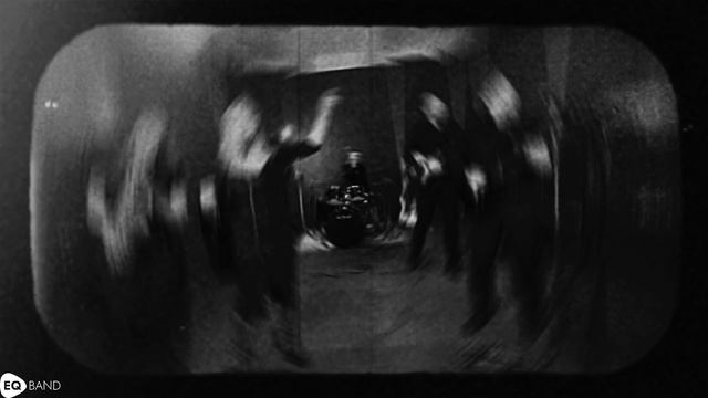 🔥Вы НЕ УЗНАЕТЕ «Летящей походкой»! Юрий Антонов в стиле РОК  - ВЗРЫВАЕТ сцену!🎤🎸