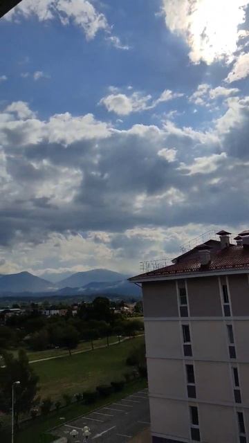 Вид из окна отеля в Сочи #лето2023 #сочи #море #черноеморе #имеретинка