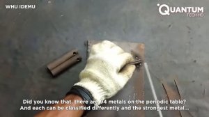 Мужчина создает гениальные инструменты, которые нужны каждому мастеру.