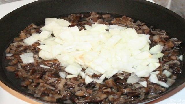 Грибной суп в горшочке