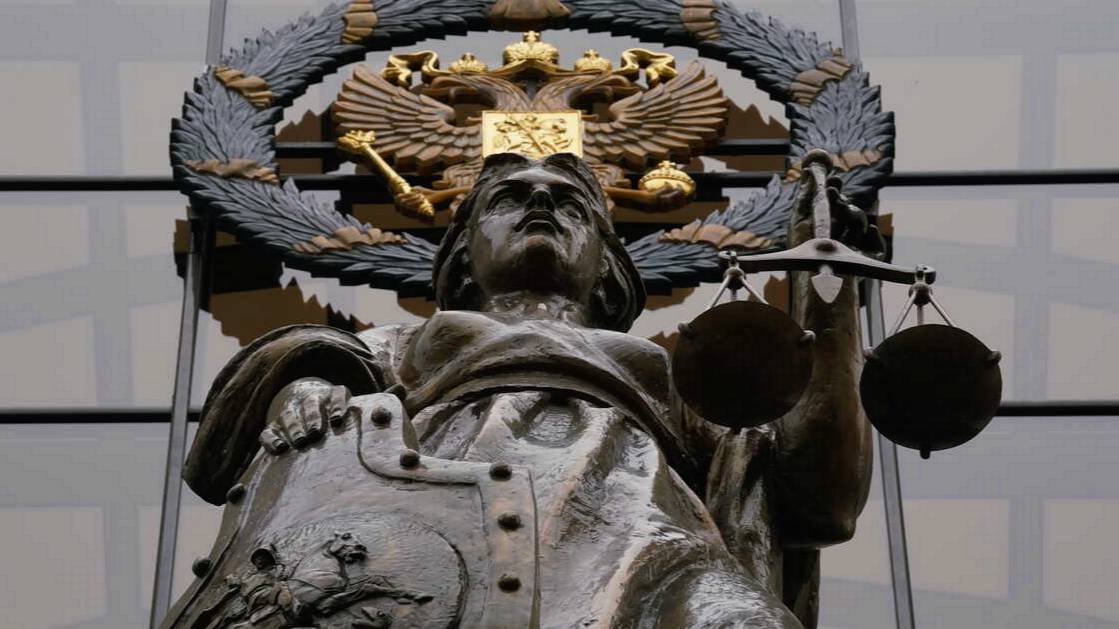 Нарисовавшим пентаграмму на двери военкора Трушнина запросили лишение свободы