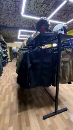 Широкий выбор одежды и экипировки в магазине «Милитарист»