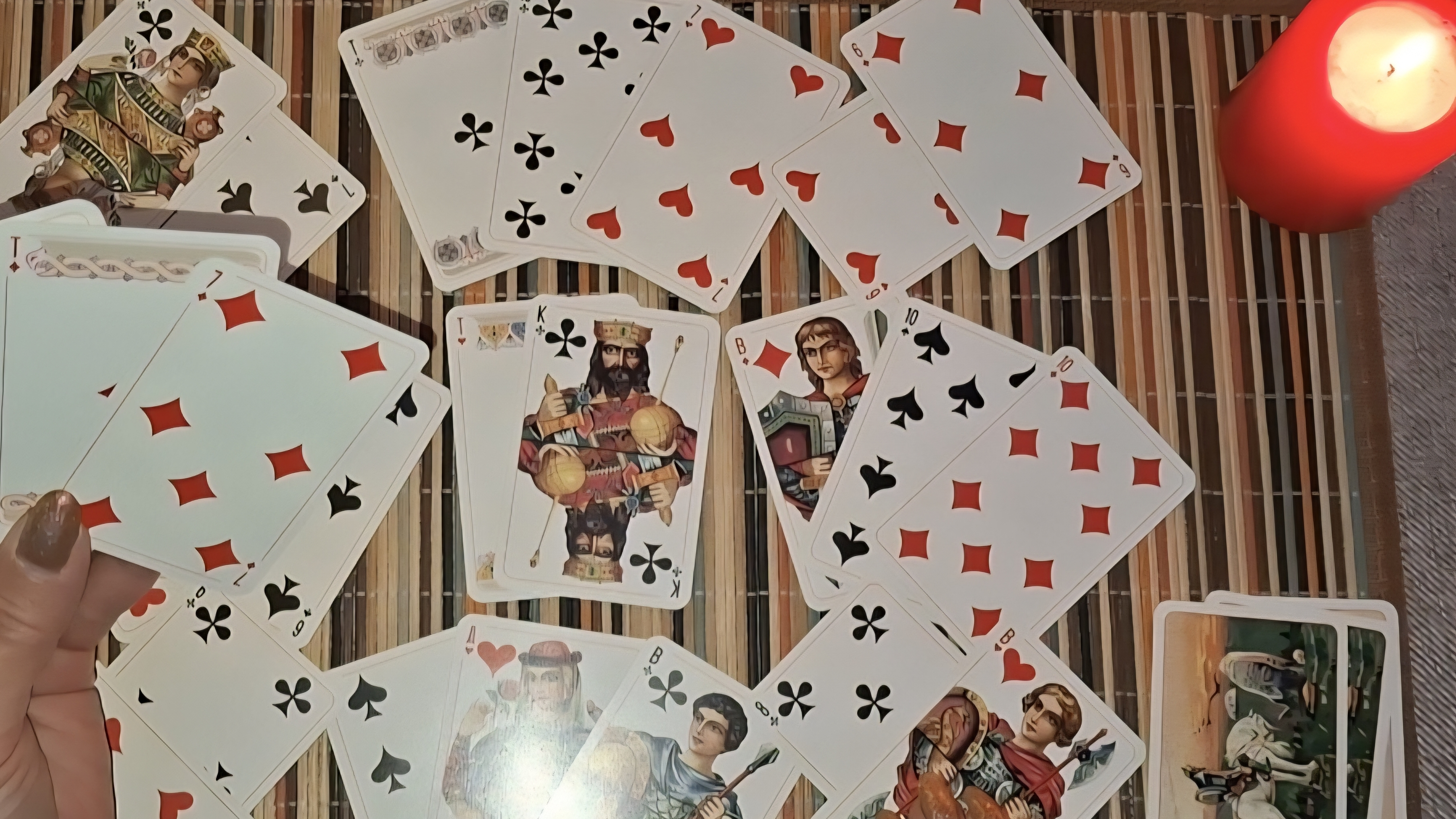 Расклад на ♣️ крестового 👑 короля