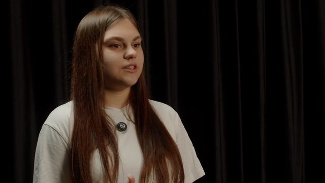 Николь Беседина